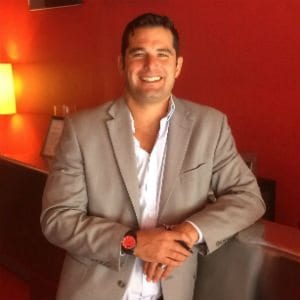 亚当·德拉罗卡