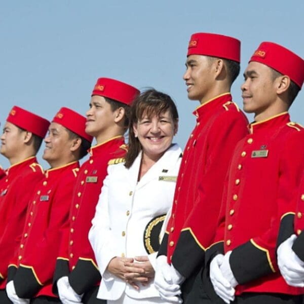 女性在邮轮产业