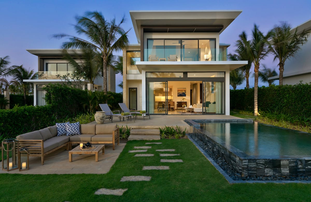 Villa-Twilight