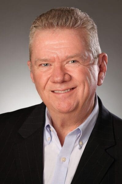 总经理罗恩Droegmyer,埃塞克斯