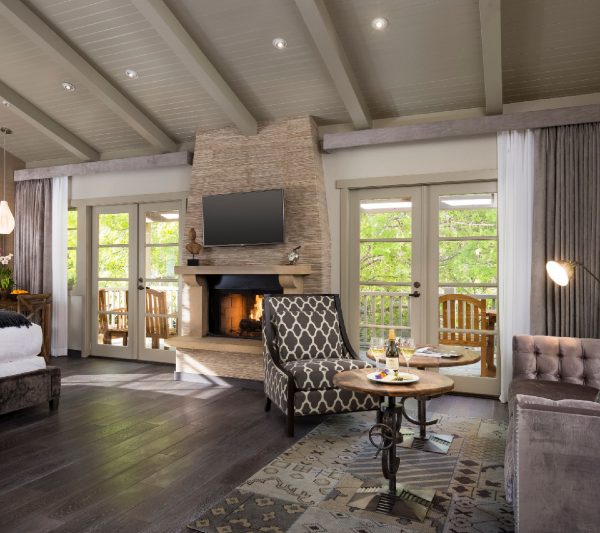 伯纳杜斯旅馆豪华客房