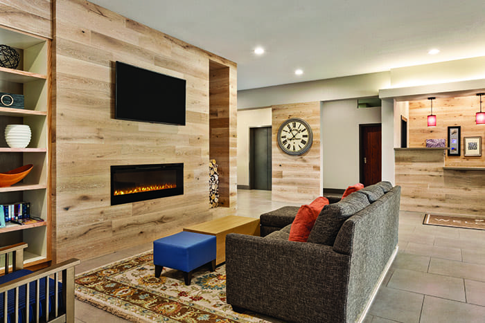 雷迪森酒店和套房的国家打开雷迪森酒店和套房的国家,邓炎昌/杰克逊南女士在美国