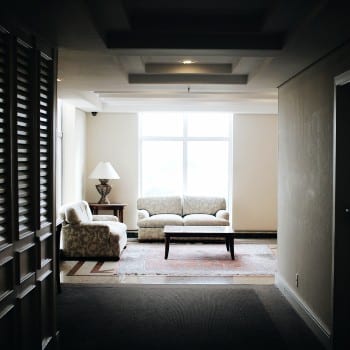 半岛手机端下载酒店分析