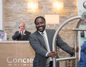 为什么酒店的半岛手机端下载文化转化为商业上的成功呢