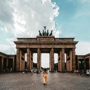 柏林酒店创纪录半岛手机端下载bd手机版网页有限责任公司的一年