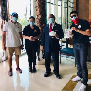 企业社会责任运动发起的Les之上d ' or阿联酋