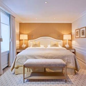 Kronen半岛手机端下载hof大酒店