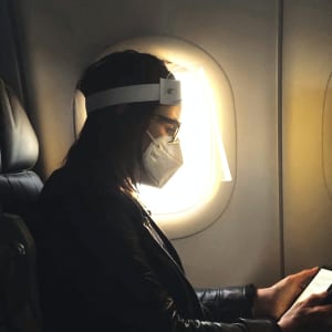 旅行限制COVID-19