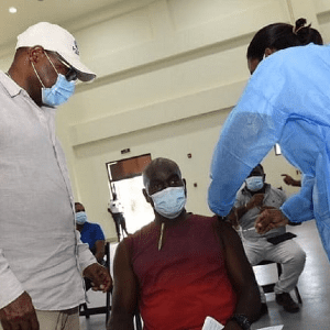 牙买加旅游部疫苗接种运动