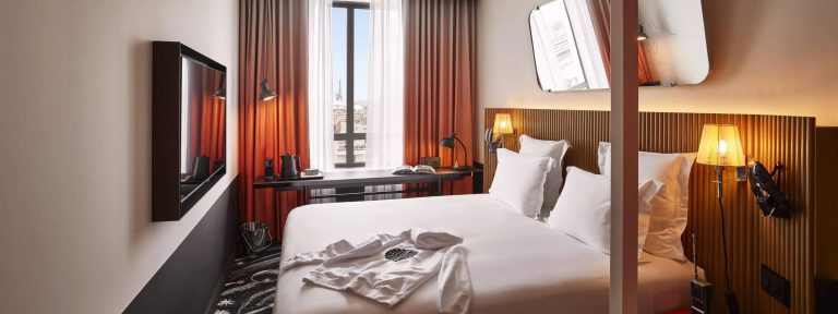 妈妈住巴黎拉辩护