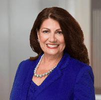 金伯利·贝里(Kimberly Berry)，数字业务发展及旅游展望总监