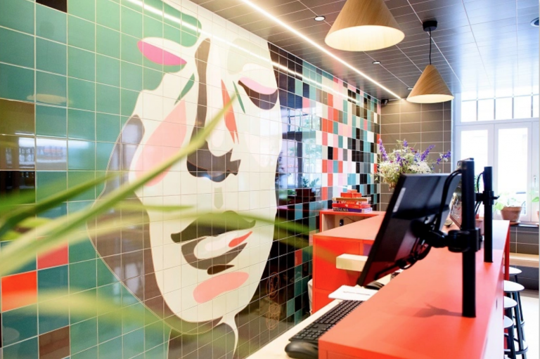 开办酒店业务半岛手机端下载