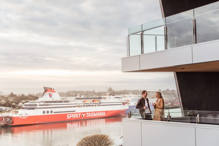 诺富特德文波特阳台