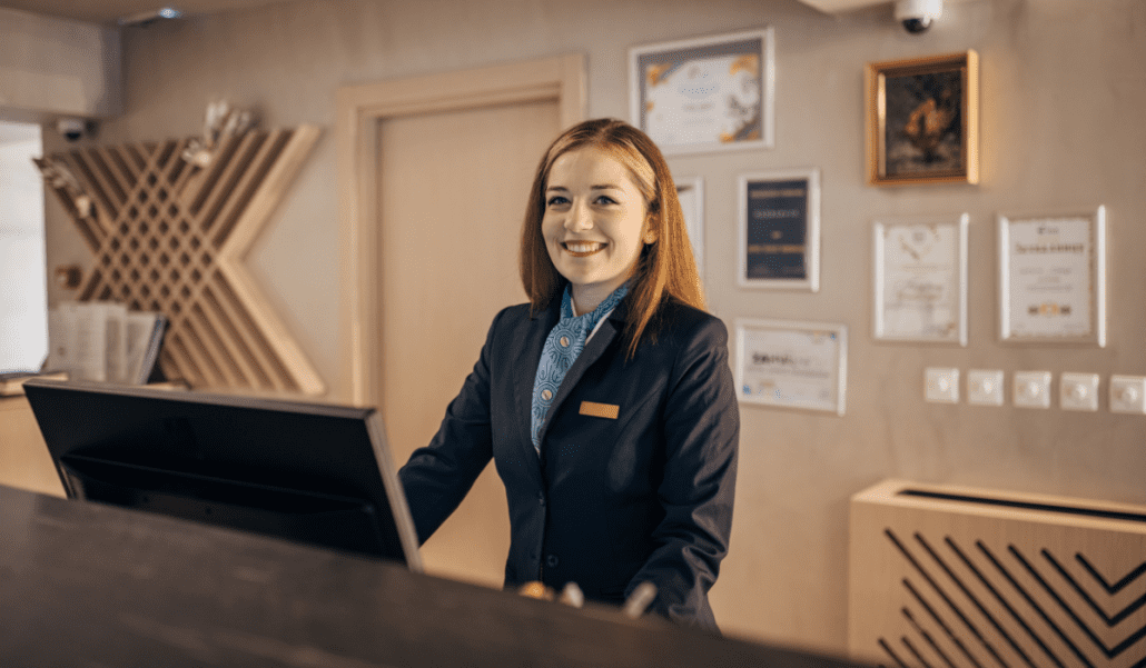 半岛手机端下载酒店分销STAAH 4